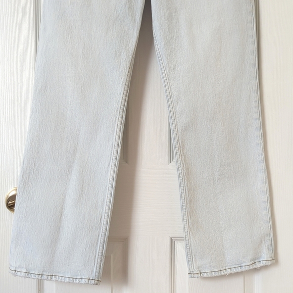 Abercrombie & Fitch Light Wash Baggy Mid Rise Straight Leg Curve Love Jeans 27 - Picture 3 of 14